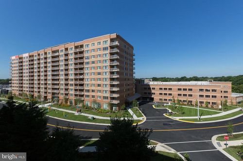 2-br-2-ba-2700 Dorr Avenue Avenue N, FAIRFAX, VA, 22031 | Card Image
