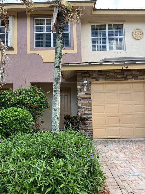 404 Se Bloxham Way, Stuart, FL, 34997-1566 | Card Image