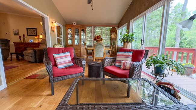 141 Rocky Cir, Home with 3 bedrooms, 2 bathrooms and 2 parking in Blairsville GA | Image 4