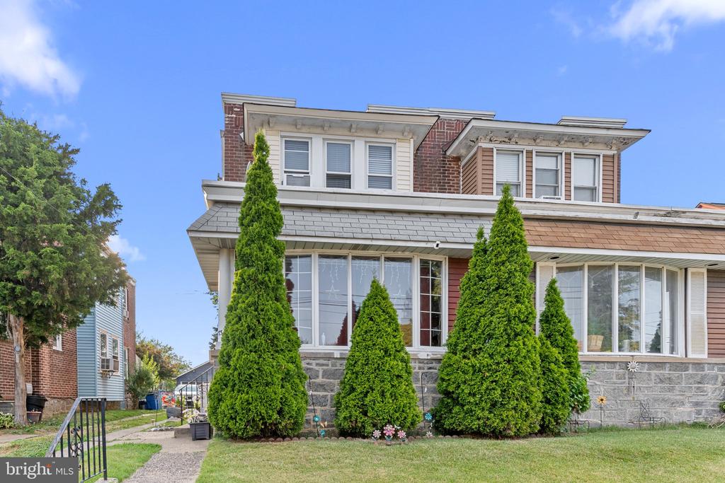 Dorcas St, Philadelphia, PA 19111