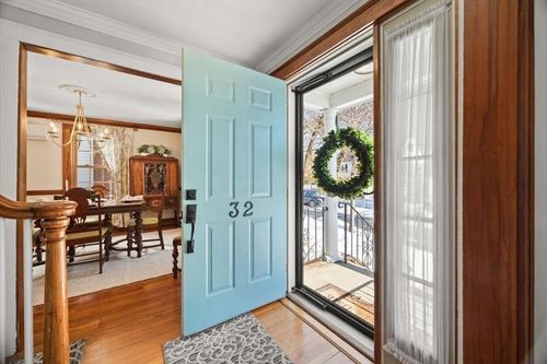 32 Russett Rd, Boston, MA, 02132-1408 | Card Image
