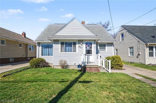 831 Concord Ave, Akron, OH, 44306-2305 | Card Image