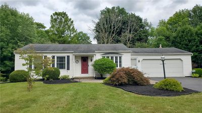 175 Cape Cod, House other with 3 bedrooms, 1 bathrooms and null parking in Henrietta NY | Image 2