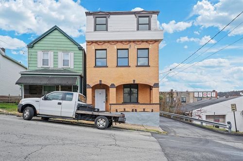 810 Hays St, Homestead, PA, 15120-1072 | Card Image