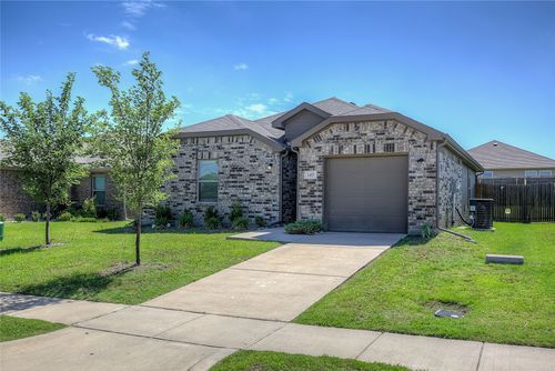 6405 Graceland Dr, Greenville, TX, 75402-7616 | Card Image