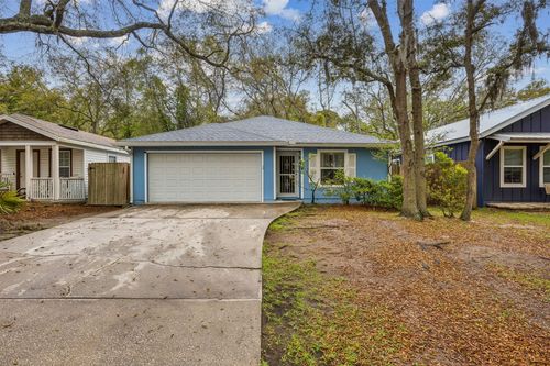 528 S 13th Ter, Fernandina Beach, FL, 32034-3264 | Card Image