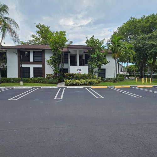 107-204 Lake Pointe Dr, Oakland Park, FL, 33309-7709 | Card Image