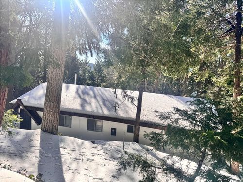 25286 North Rd, Twin Peaks, CA, 92391 | Card Image