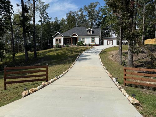 294 E Long Hollow Rd, Rock Spring, GA, 30739-2090 | Card Image
