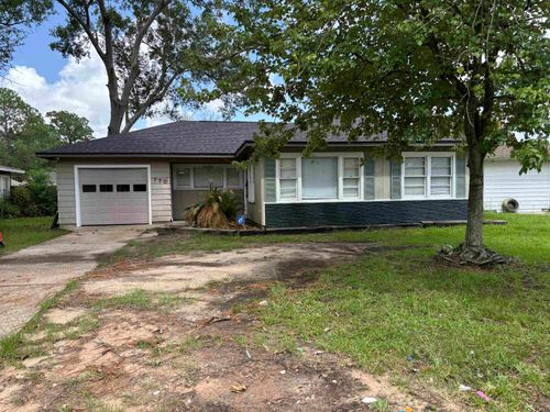770 Parson Dr, Beaumont, TX, 77706-6111 | Card Image