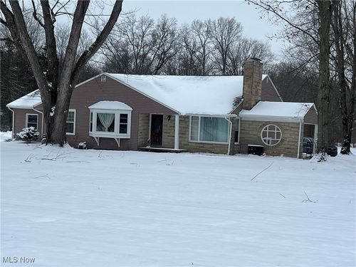 240 Warner Rd, Hubbard, OH, 44425-2720 | Card Image