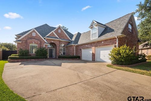 2205 Bradbury Ct, Tyler, TX, 75703-5864 | Card Image
