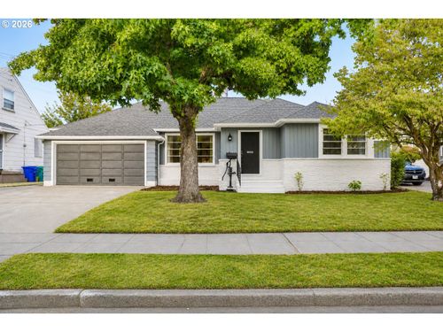 7430 N Hurst Ave, Portland, OR, 97203 | Card Image