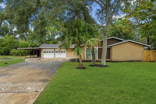 632 Meadowlawn St, Shoreacres, TX, 77571-7212 | Card Image