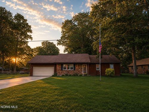 26870 Woodland Ct, Millbury, OH, 43447-9668 | Card Image