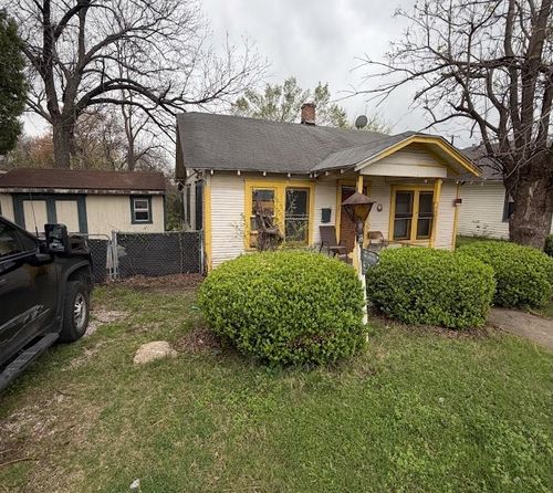 1306 E Waco Ave, Dallas, TX, 75216-1316 | Card Image