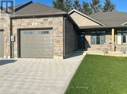 15 Nyah Crt, Tiverton, ON, N0G | Card Image