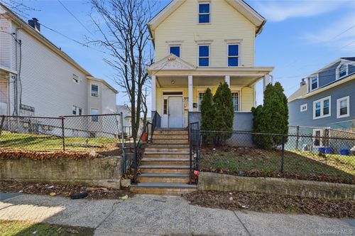 28 Grove St, Mount Vernon, NY, 10550-2423 | Card Image