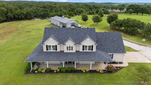 37700 Garretts Lake Rd, Shawnee, OK, 74804-9477 | Card Image