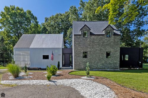 8206 Maxtown Road, Westerville, OH, 43082 | Card Image