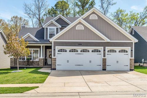 1364 Grey Wolf Dr, Imperial, MO, 63052-2361 | Card Image