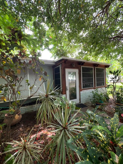 2240 Harbor Dr, Marathon, FL, 33050-4806 | Card Image