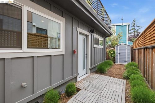 2-1519 Fairview St, Berkeley, CA, 94703-2317 | Card Image