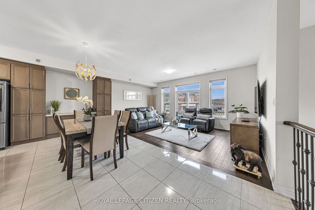 123 Luzon Ave, Home with 3 bedrooms, 3 bathrooms and 2 parking in Markham ON | Image 12