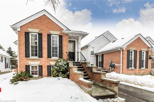 61 Wake Robin Dr, Kitchener, ON, N2E3L4 | Card Image