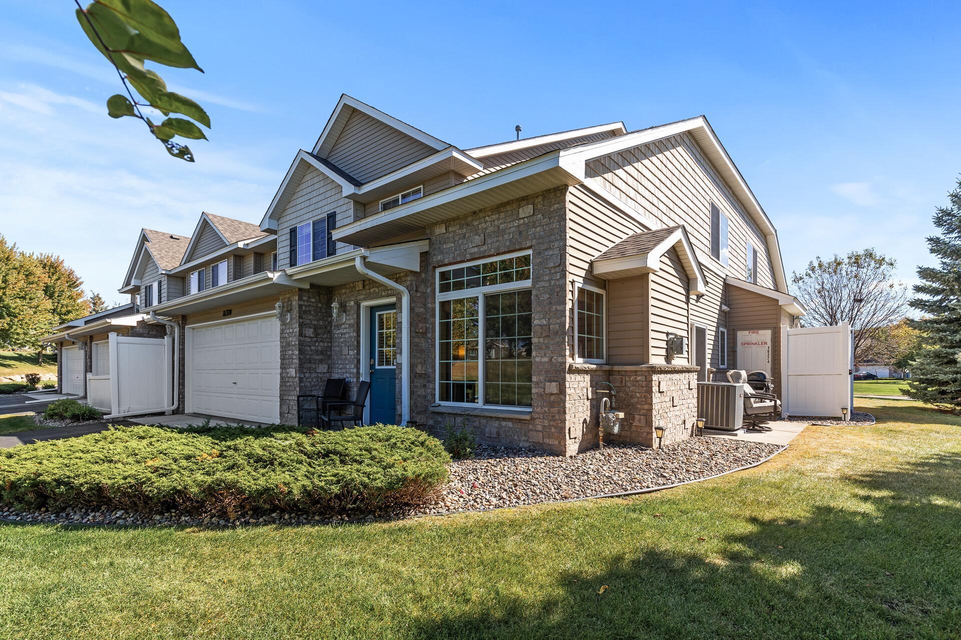 Elm Creek Ln, Lakeville, MN 55044