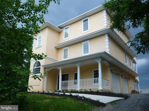 1355 N Independence Dr, Montross, VA, 22520-8520 | Card Image