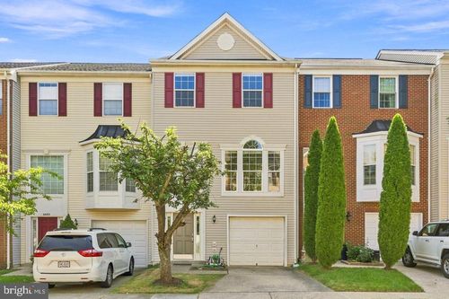 6687 Roderick Loop, GAINESVILLE, VA, 20155-1491 | Card Image