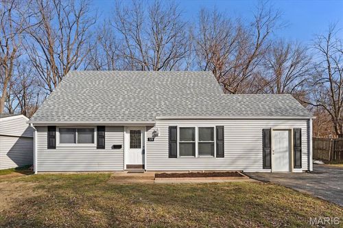 308 Mulberry Ln, O Fallon, IL, 62269-1038 | Card Image