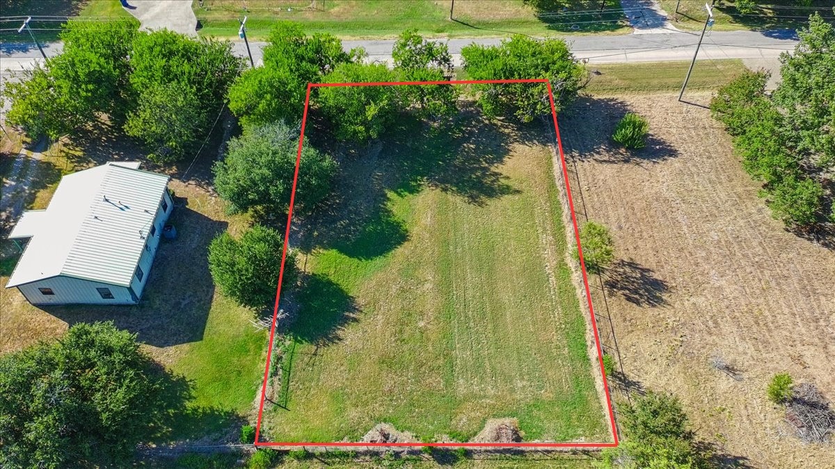 Land in Corsicana