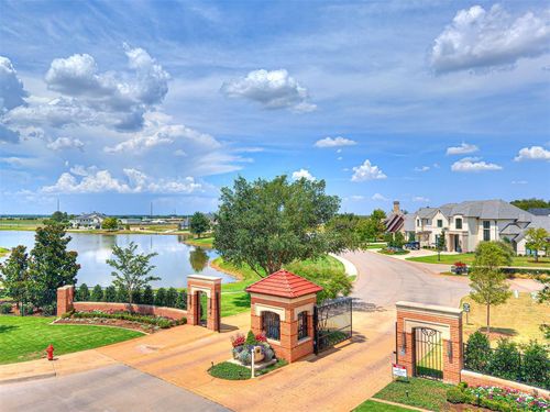 2611 Brixton Dr, Norman, OK, 73072-2267 | Card Image