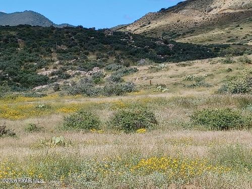 10450 E Vaca Bonita Trl, Dewey-Humboldt, AZ, 86327 | Card Image