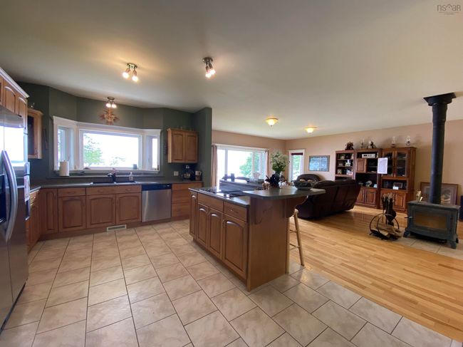 5276 Marble Mountain Rd, House other with 3 bedrooms, 3 bathrooms and 3 parking in Marble Mountain NS | Image 7