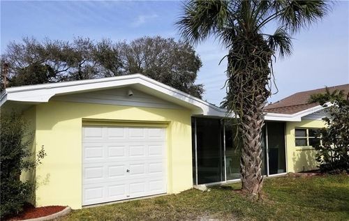 105 Causeway Blvd, BELLEAIR BEACH, FL, 33786-3319 | Card Image