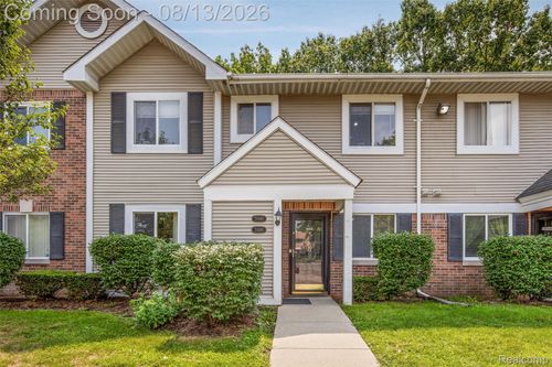 31444 Orchard Crk, Farmington Hills, MI, 48334-1315 | Card Image