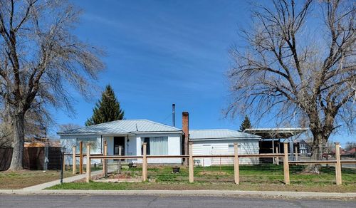 530 W A St, Burns, OR, 97720-1401 | Card Image