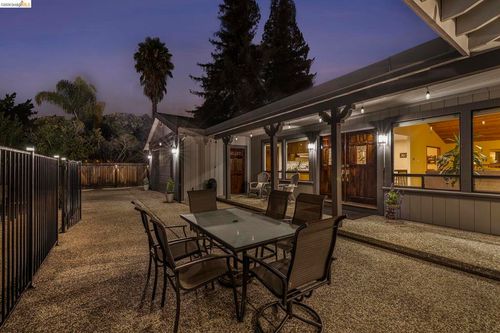 3622 Delancey Ln, Concord, CA, 94519-2357 | Card Image