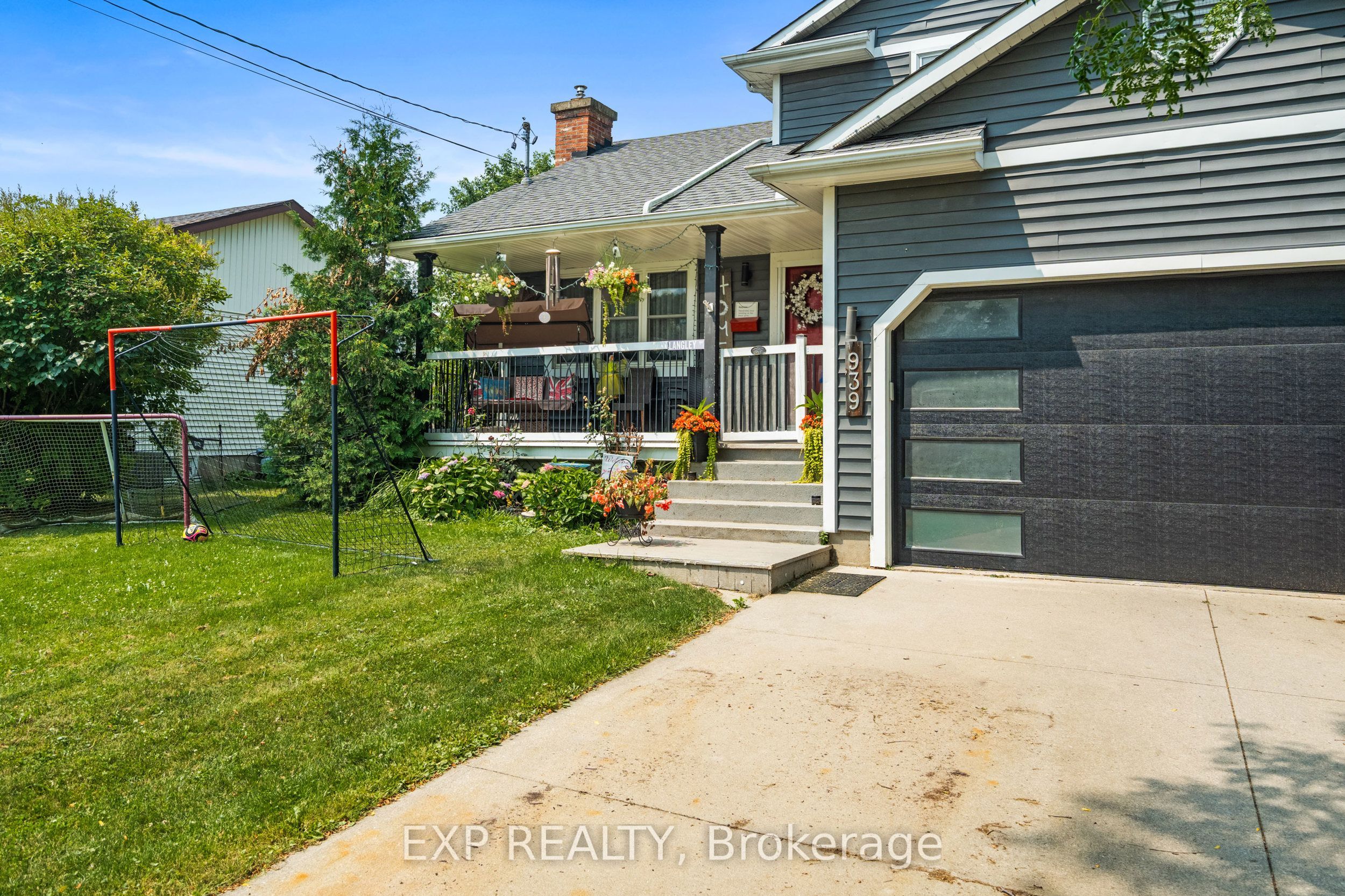 Residential in Fort Erie 3