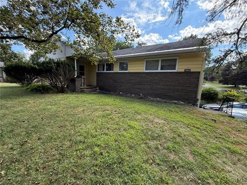 3924 Pratt Dr, Oneida, NY, 13421-3636 | Card Image