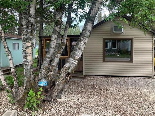 35 N 3rd Street, Clear Lake, MB, R0J2H0 | Card Image