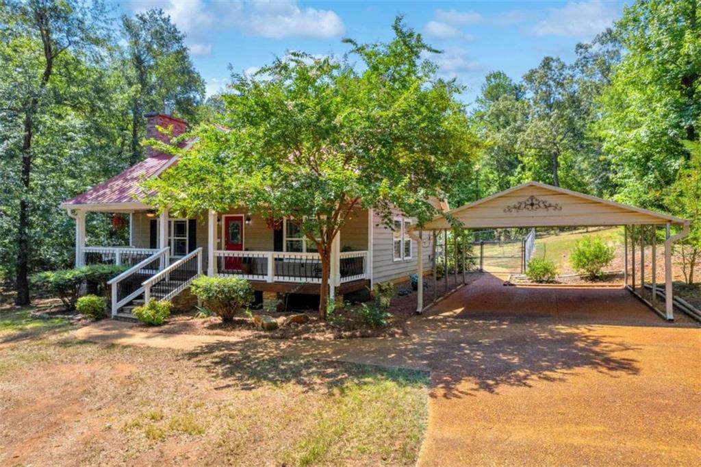 Breezy Pt, Hartwell, GA 30643