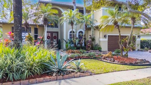 18122 Nw 15th Ct, Pembroke Pines, FL, 33029-3038 | Card Image