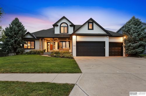 7402 S 186th St, Omaha, NE, 68136-1238 | Card Image