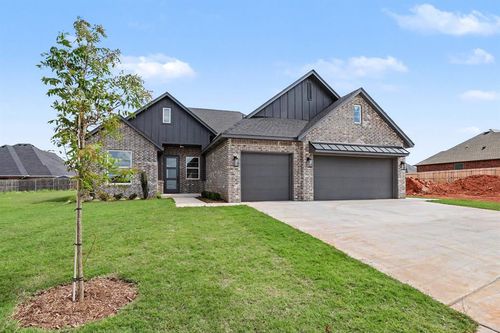 11721 Nw 105th St, Yukon, OK, 73099-3751 | Card Image