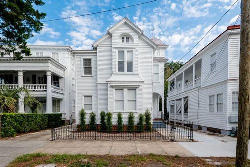 a-d-178 Broad Street, Charleston, SC, 29401 | Card Image