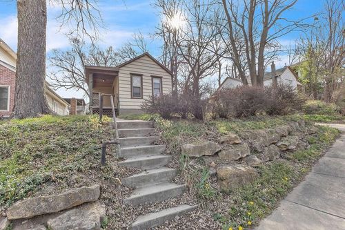 1401 N 12th St, Saint Joseph, MO, 64501-1212 | Card Image